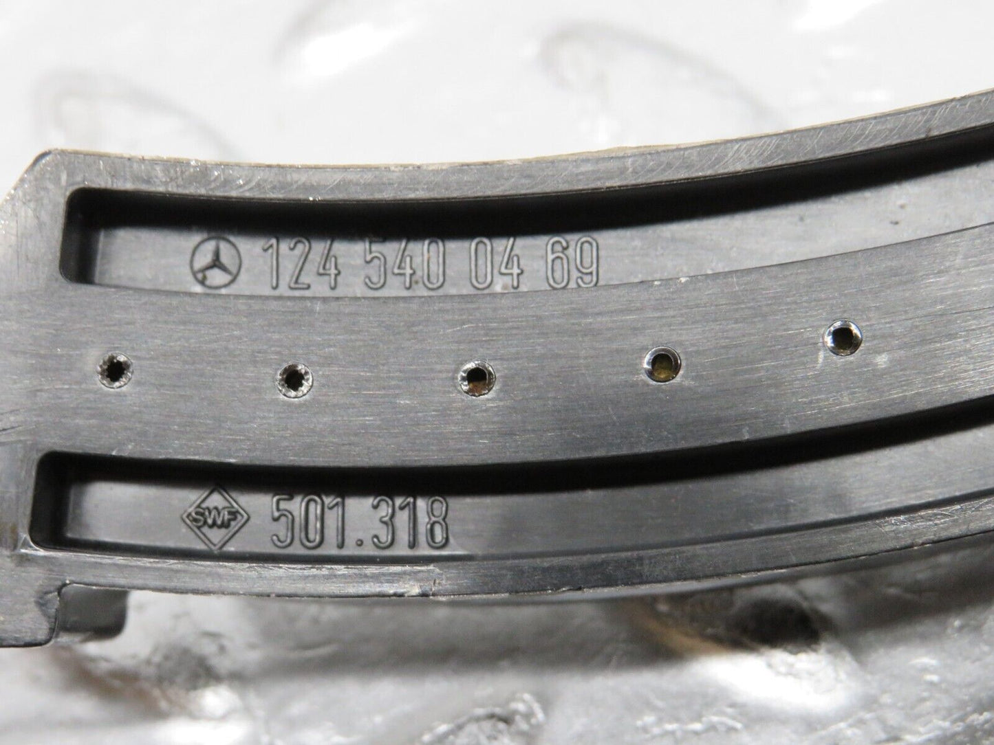 31374 Mercedes-Benz S124 220TE Wagon Tailgate Wire Connector 1245400469