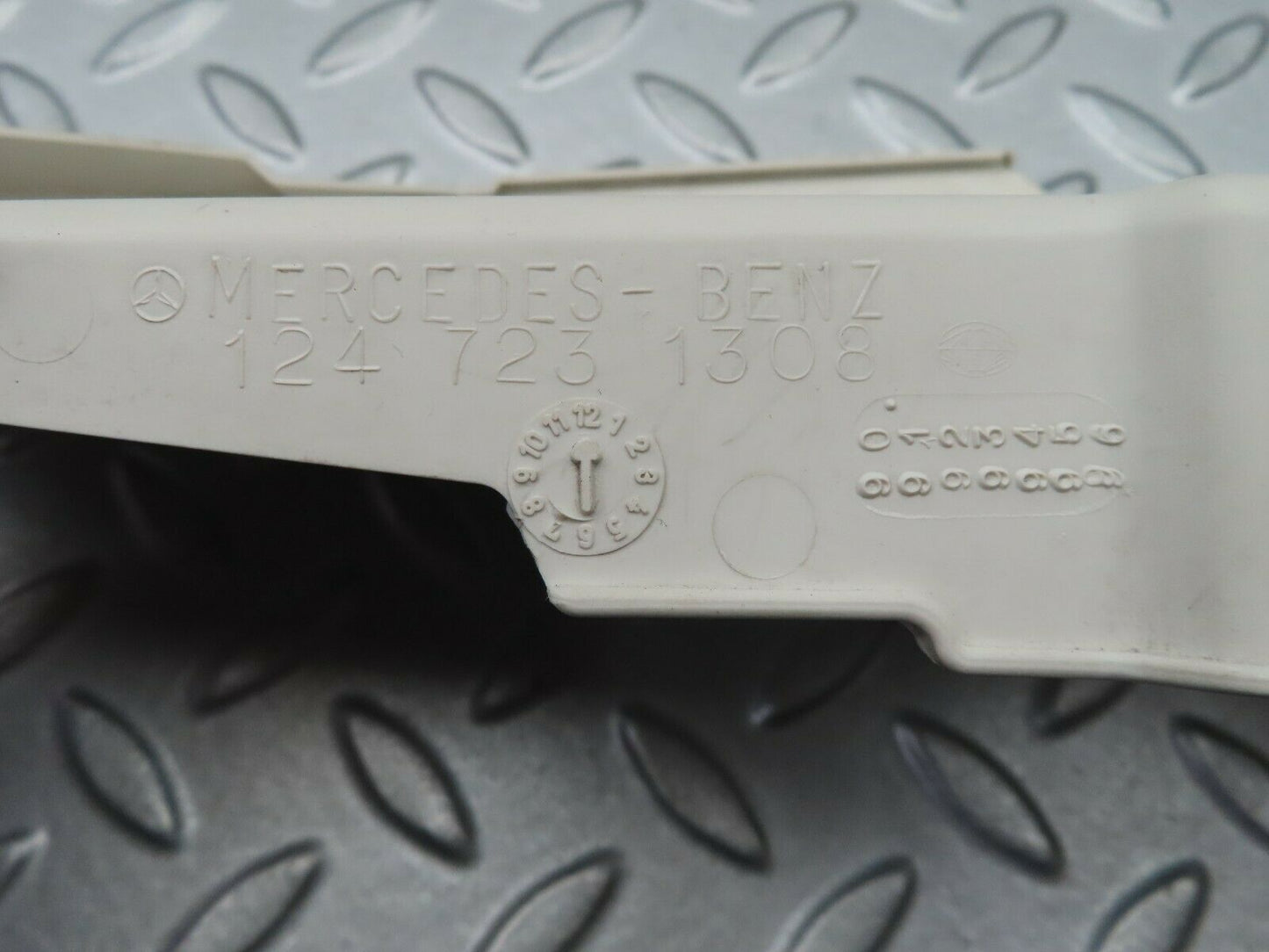 5288 Mercedes-Benz W124 230E Lock Cover Front Left 1247231308