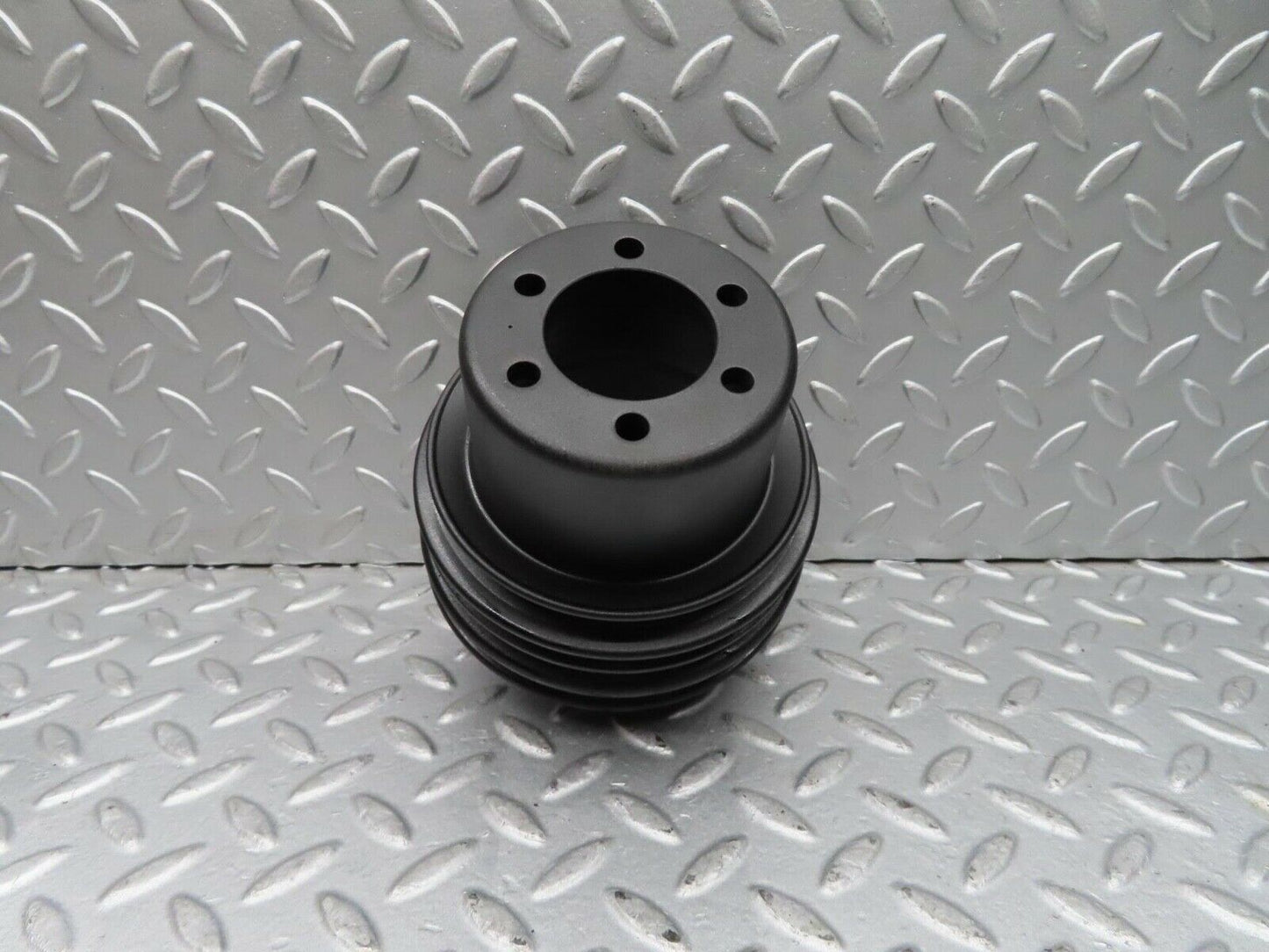 12527 Mercedes-Benz W108 280SE 3.5 Crankshaft Pulley