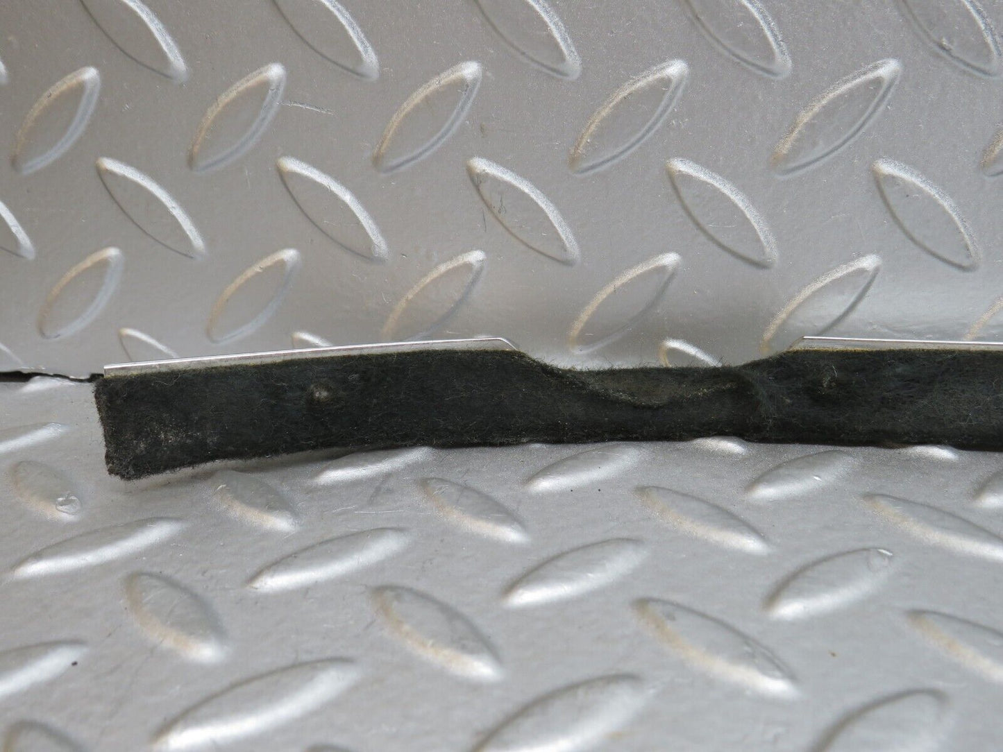 37468 Mercedes-Benz W109 300SEL Dashboard Chrome Trim