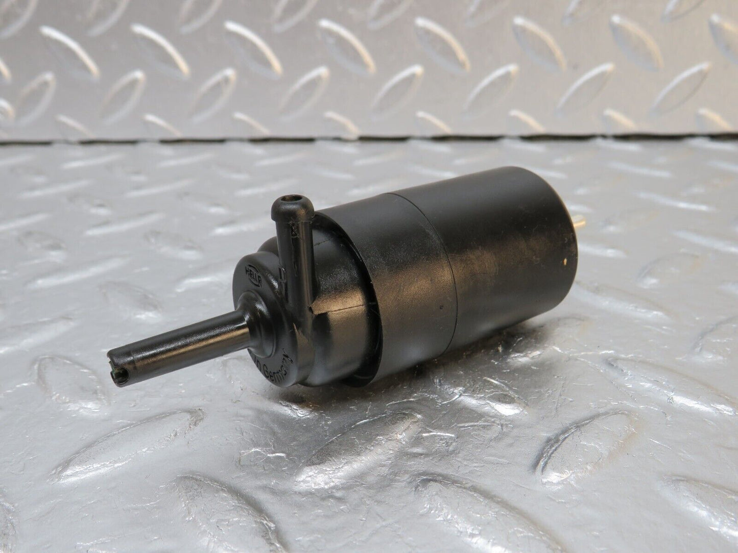 32418 Mercedes-Benz S124 300TE Wagon Windscreen Washer Pump Hella 1248690221