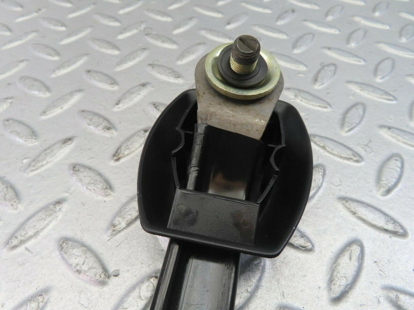 10369 Mercedes-Benz W201 190E Right Seat Belt Runner With Cover