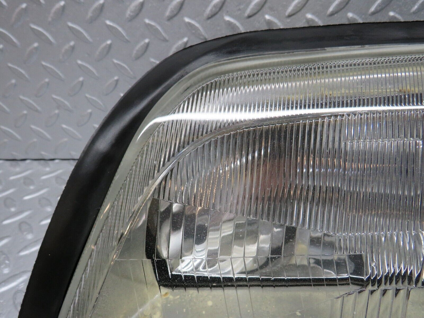 38238 Mercedes-Benz R129 280SL Coupe Headlight Bosch Left 0301090701 1298203761