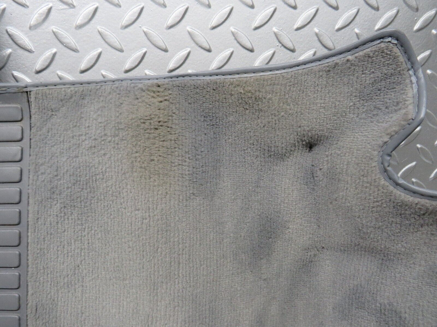 30314 Mercedes-Benz W124 230E Front Right Floor Carpet Grey 1246802240
