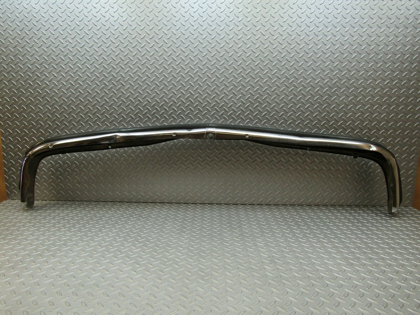 3261 Mercedes-Benz W115 220D Front Bumper