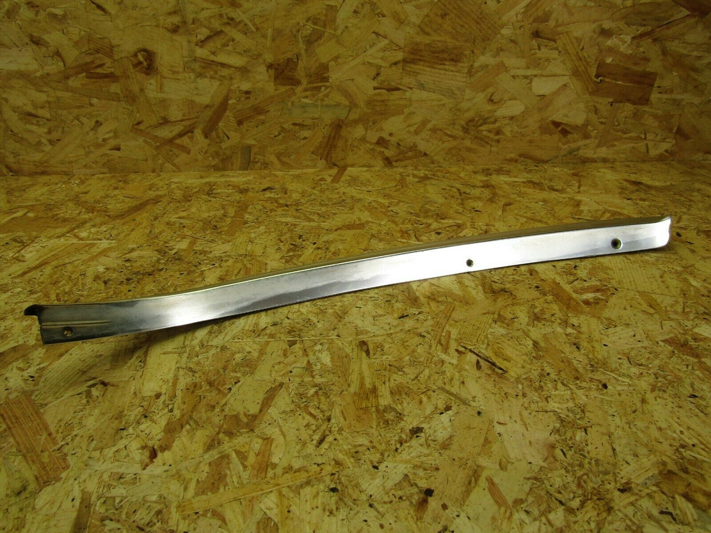 2177 Mercedes-Benz W116 350SE Rear Left C Pillar Crome Moulding