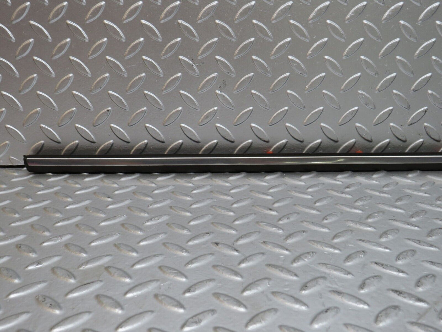 28239 Mercedes-Benz S123 240D Wagon Rear Right Door Centre Moulding Trim