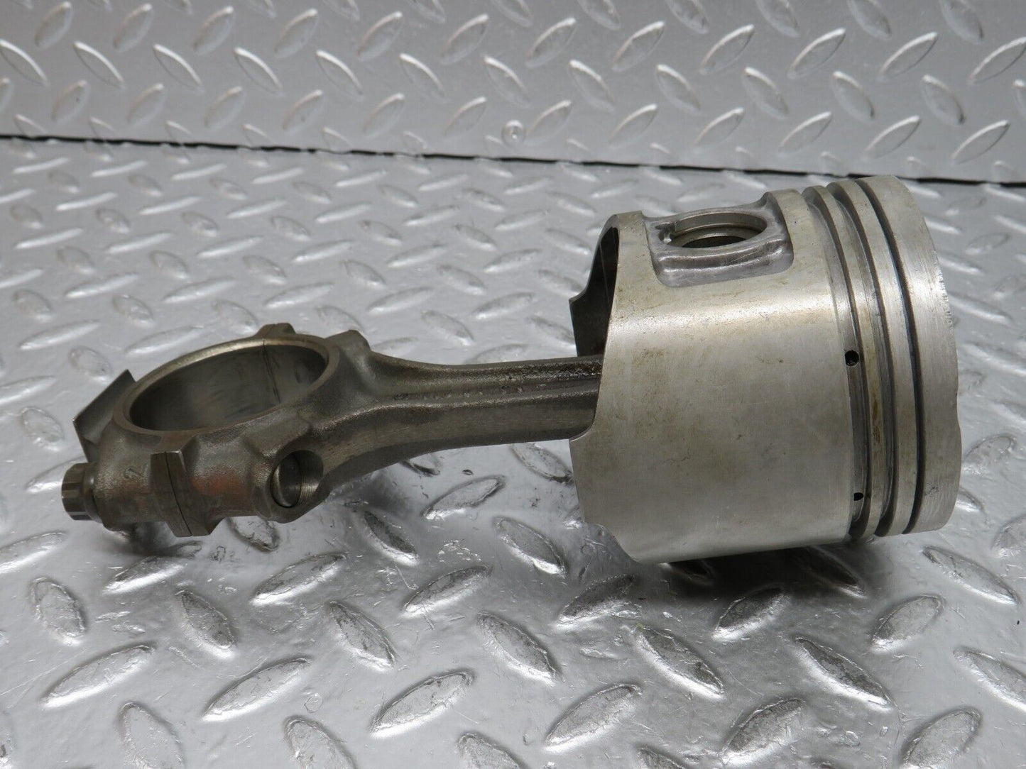 0004 Mercedes-Benz W116 350SE Piston With Connecting Rod 92.00 mm
