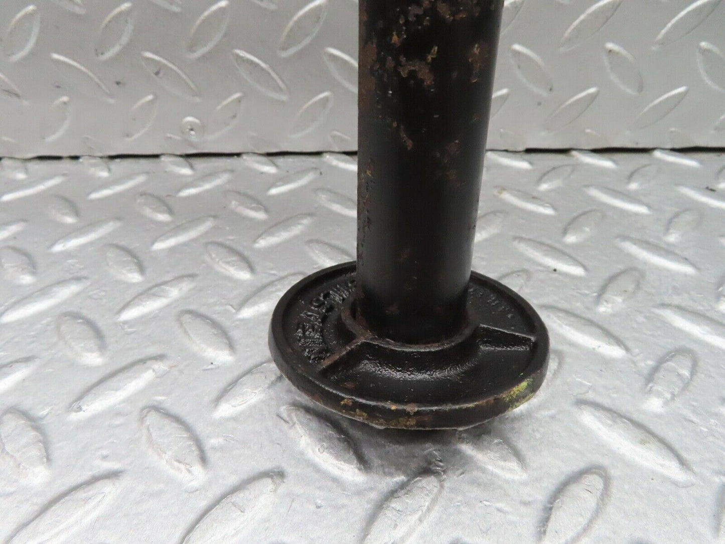 18073 Mercedes-Benz W123 200 Car Jack Bilstein