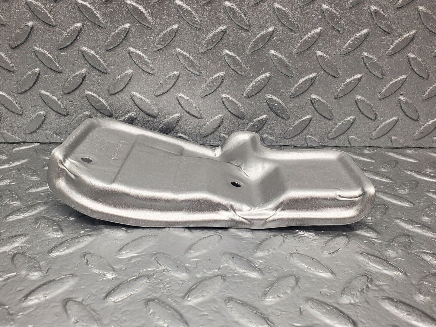 46172 Mercedes-Benz W124 280E Exhaust Manifold Heat Shield 1041421020
