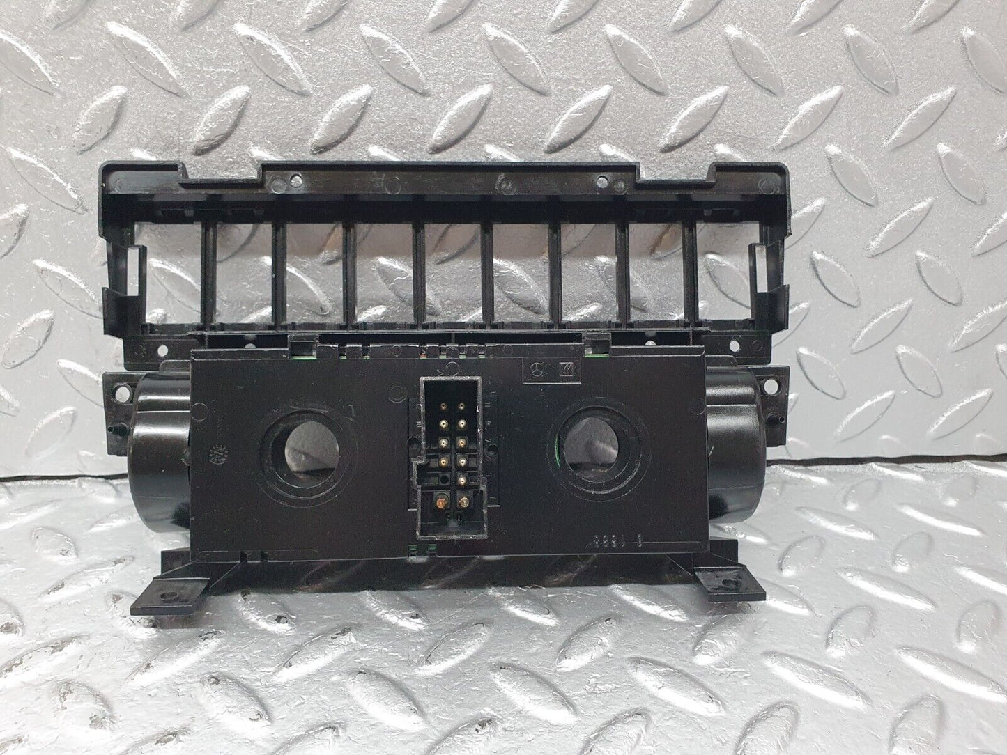 41464 Mercedes-Benz W124 200E Heater Control Unit Panel 1248302685