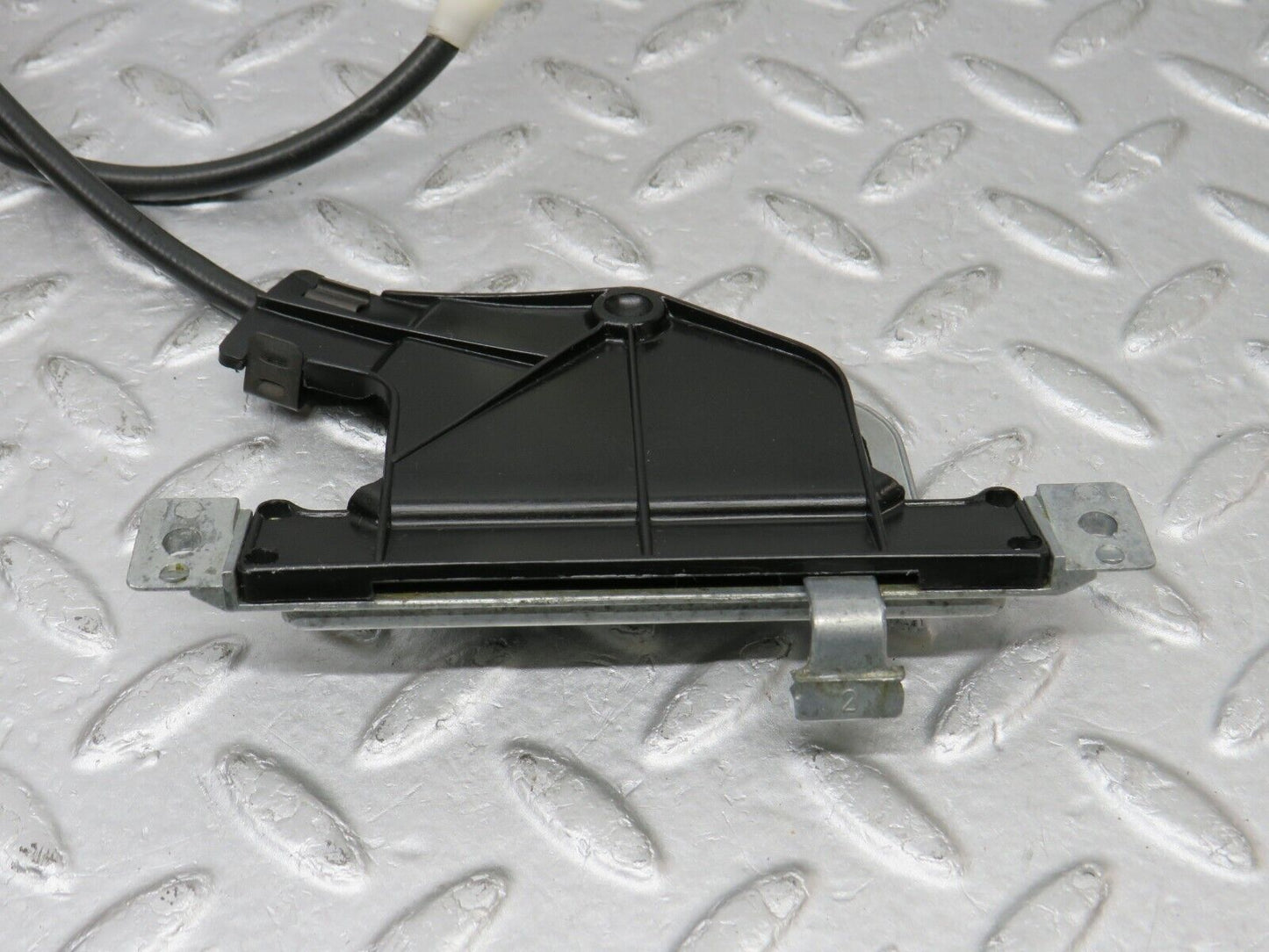 36201 Mercedes-Benz W126 420SE Rear Heater Regulator 1268300385 1268301631