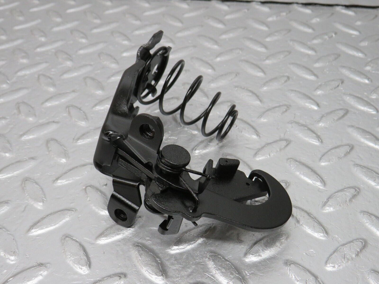33533 Mercedes-Benz W202 C180 Bonnet Lock Latch