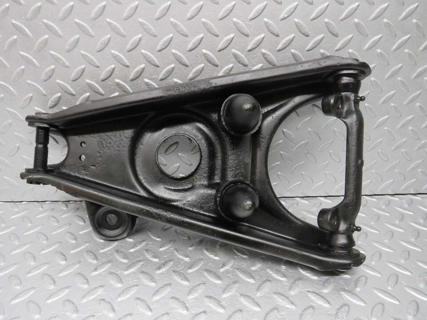 40389 Mercedes-Benz W110 230 Front Right Lower Control Arm