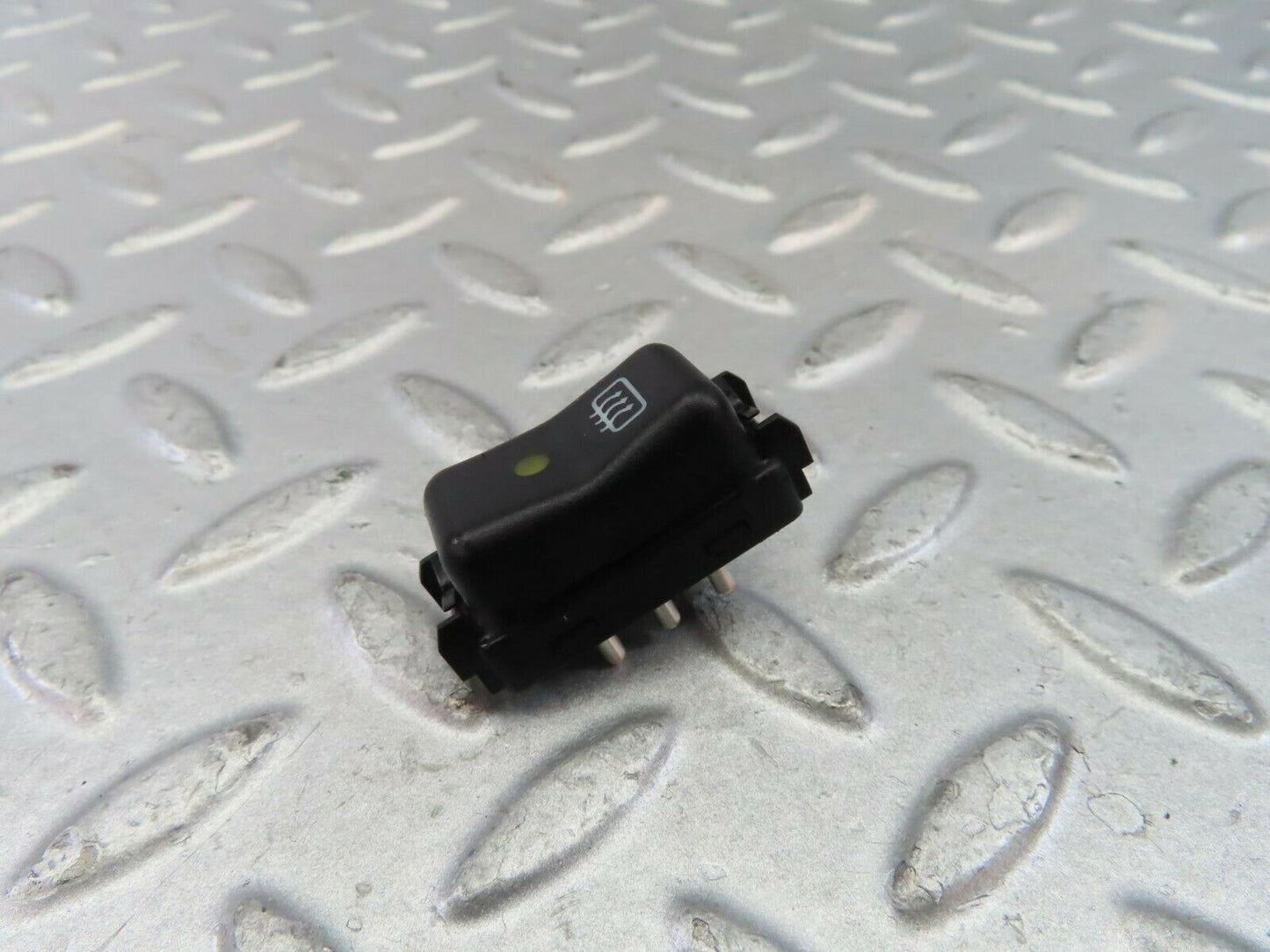 9251 Mercedes-Benz C124 300CE Coupe Rear Heated Window Switch 1248201010