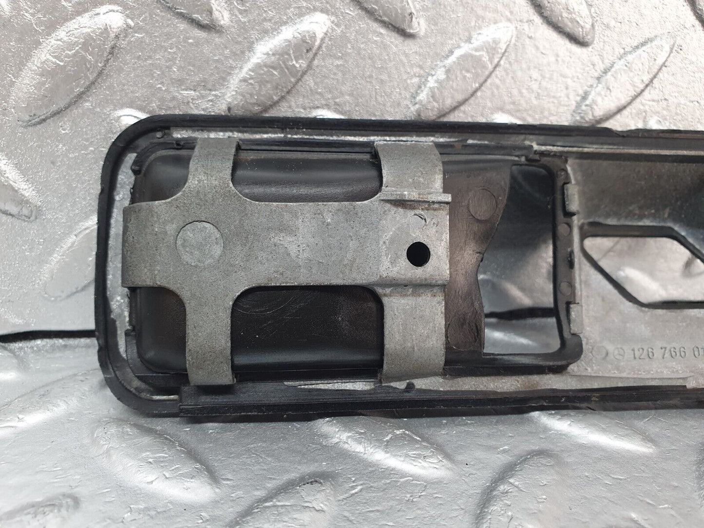 43669 Mercedes-Benz C126 380SEC Coupe Interior Door Handle Frame Left 1267660111