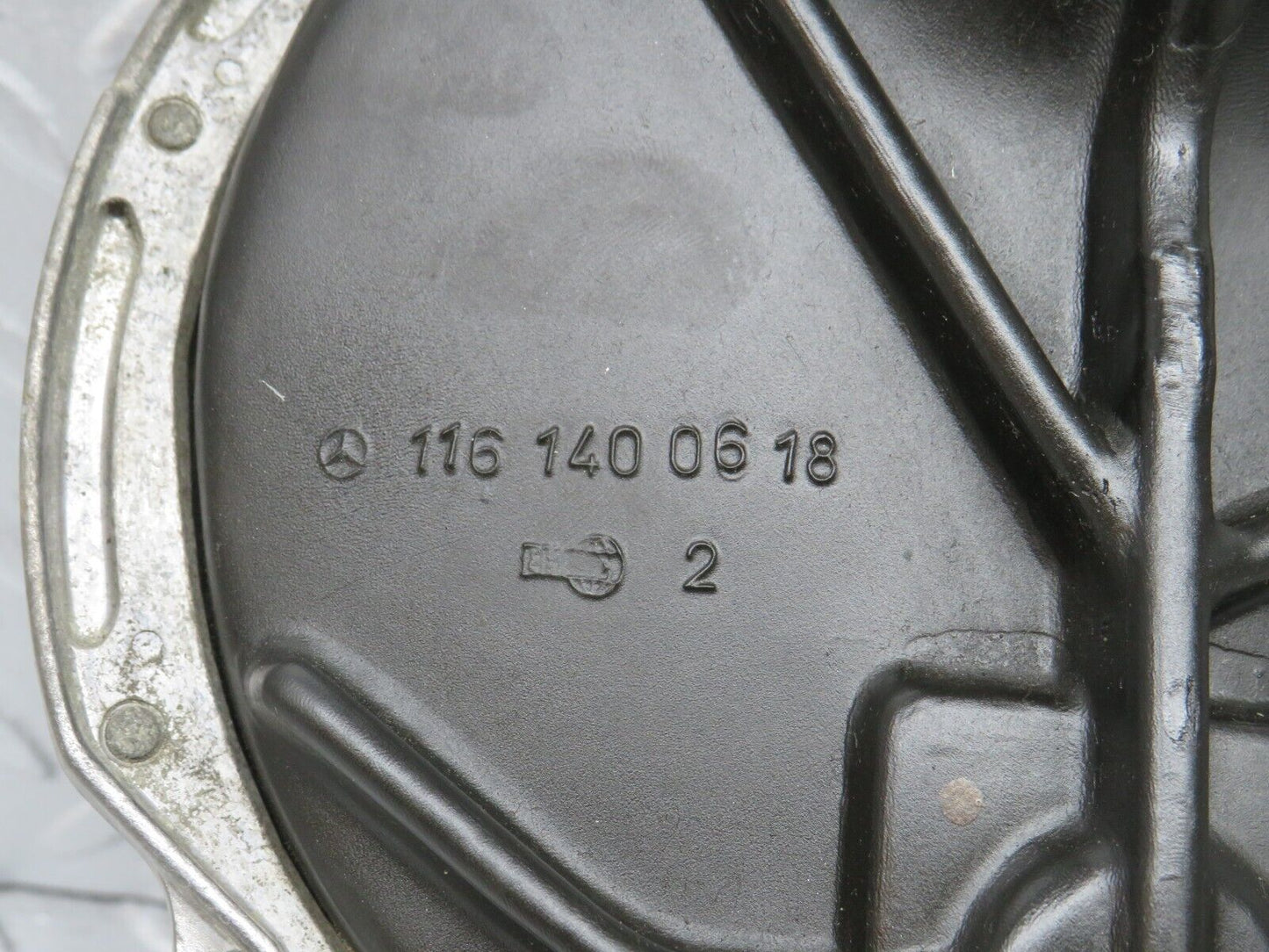 39274 Mercedes-Benz R107 500SL Air Flow Mass Meter Sensor Bosch 1161400618 0438120170