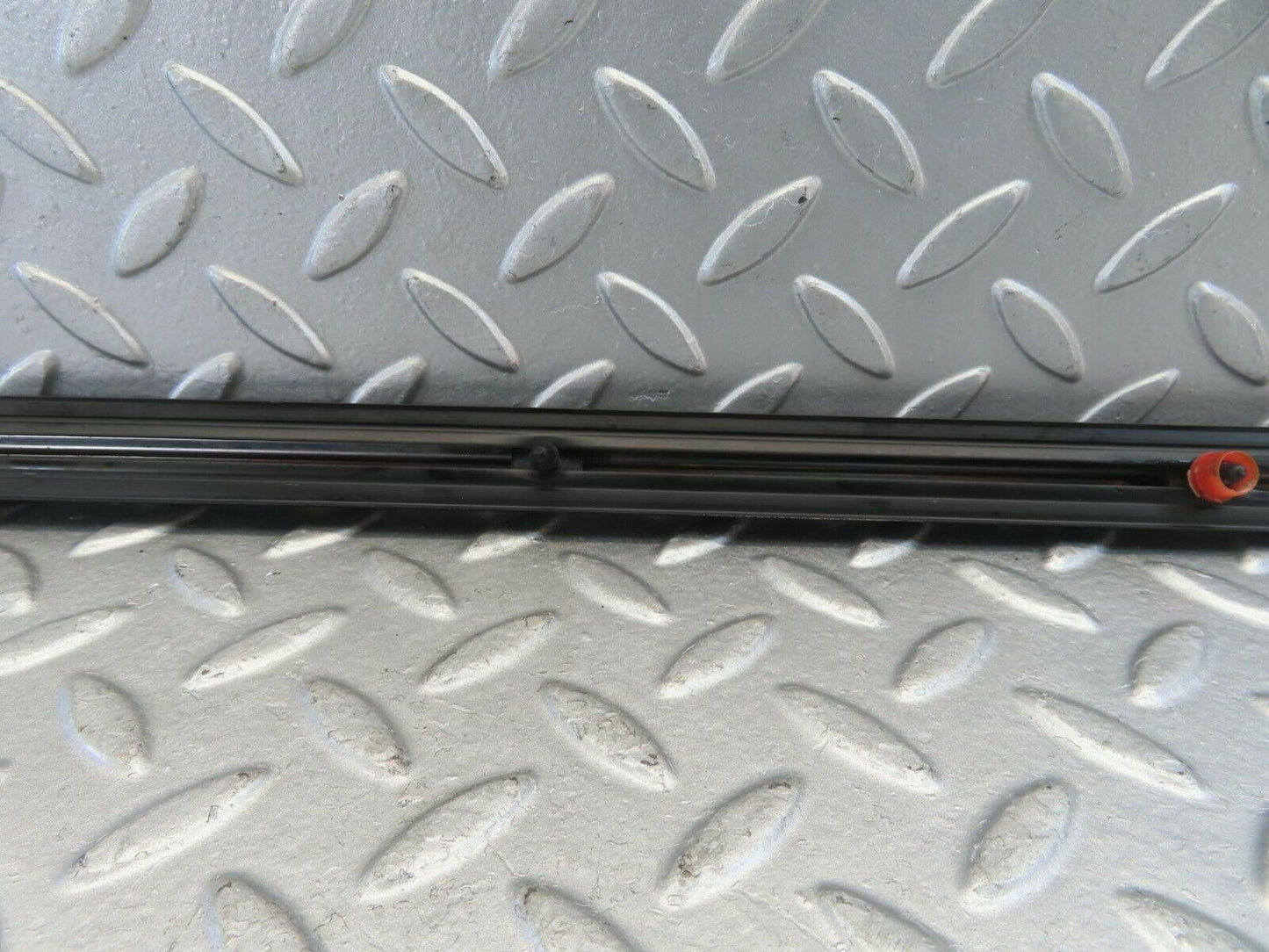 10898 Mercedes-Benz W123 230E Rear Right Door Centre Moulding Trim