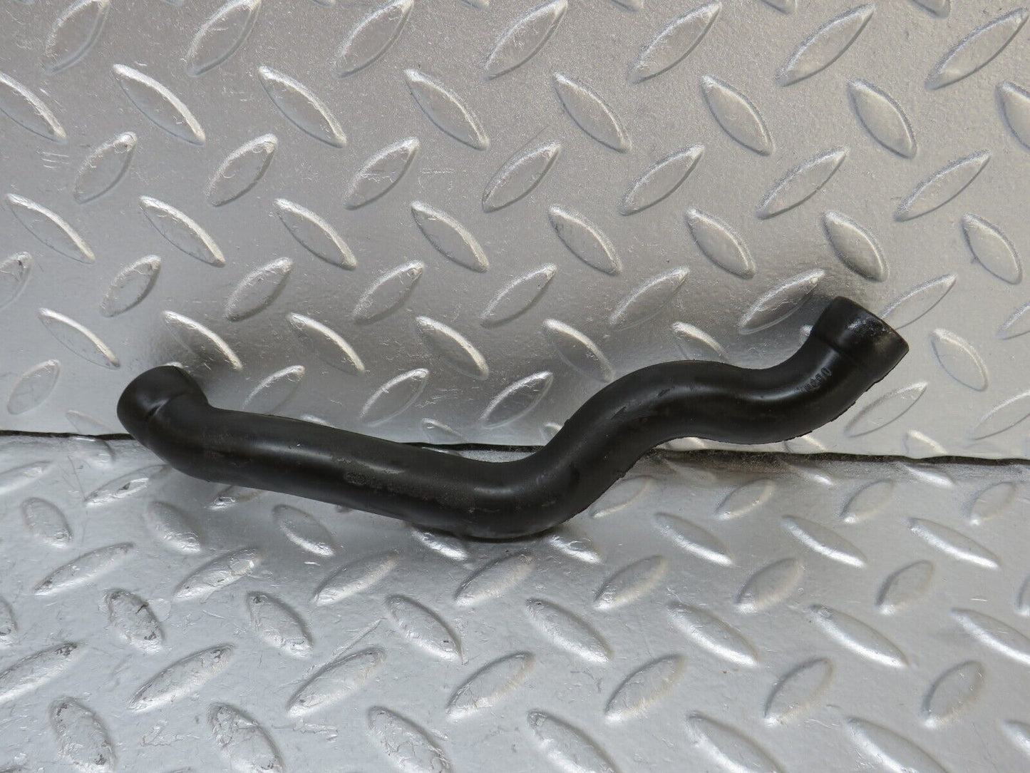 35001 Mercedes-Benz W210 320E Engine Crankcase Breather Hose Pipe 1120180482