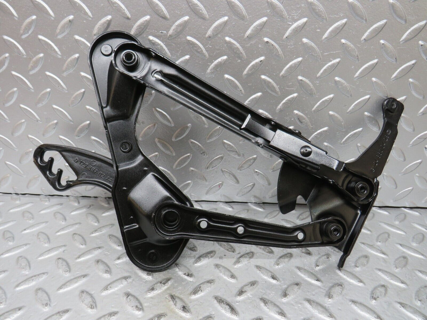 27740 Mercedes-Benz S124 300TE Wagon Bonnet Hinge Right Side 1298870274