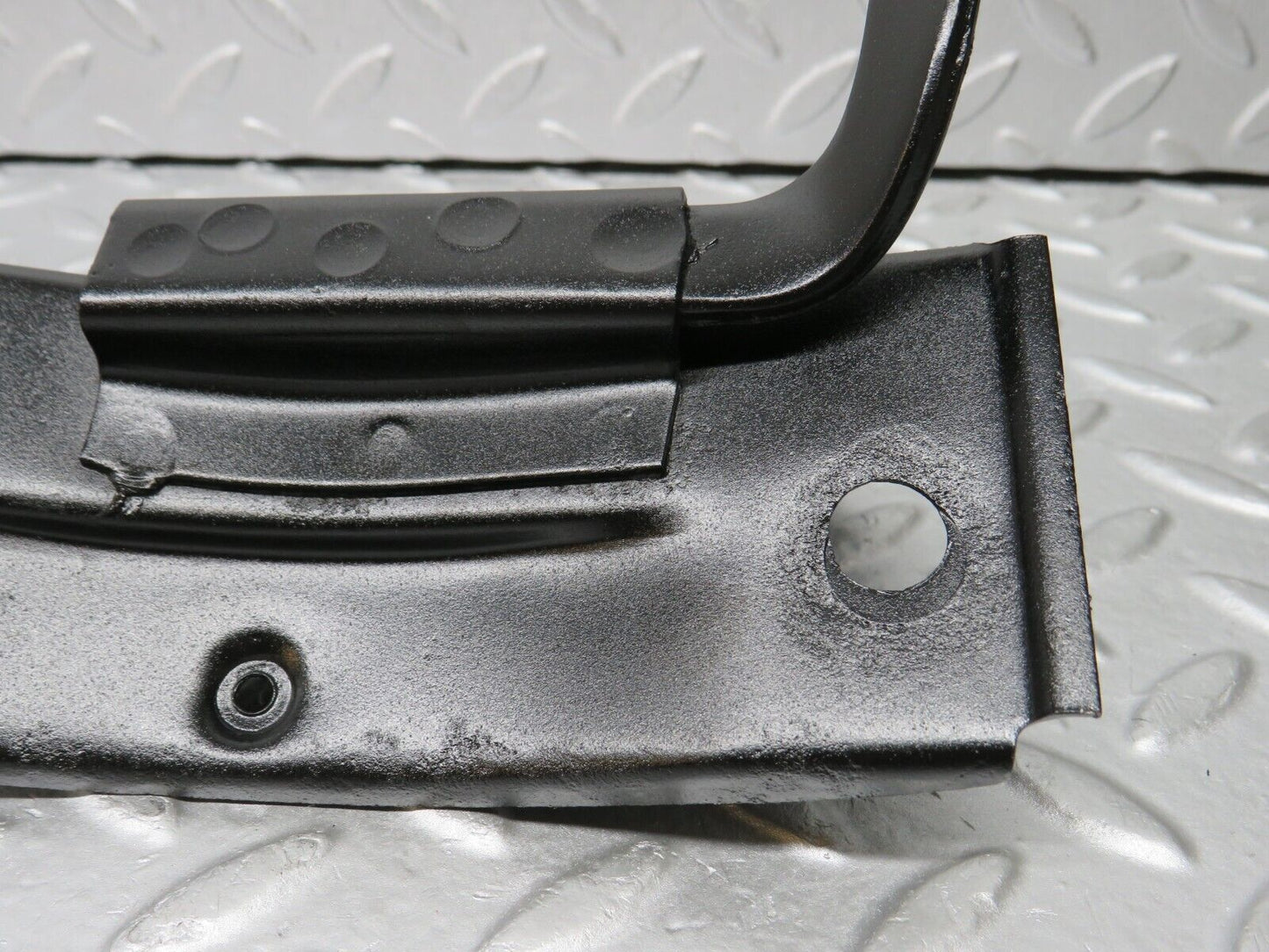 38146 Mercedes-Benz A124 320E Cabriolet Cardan Shaft Prop Shaft Support