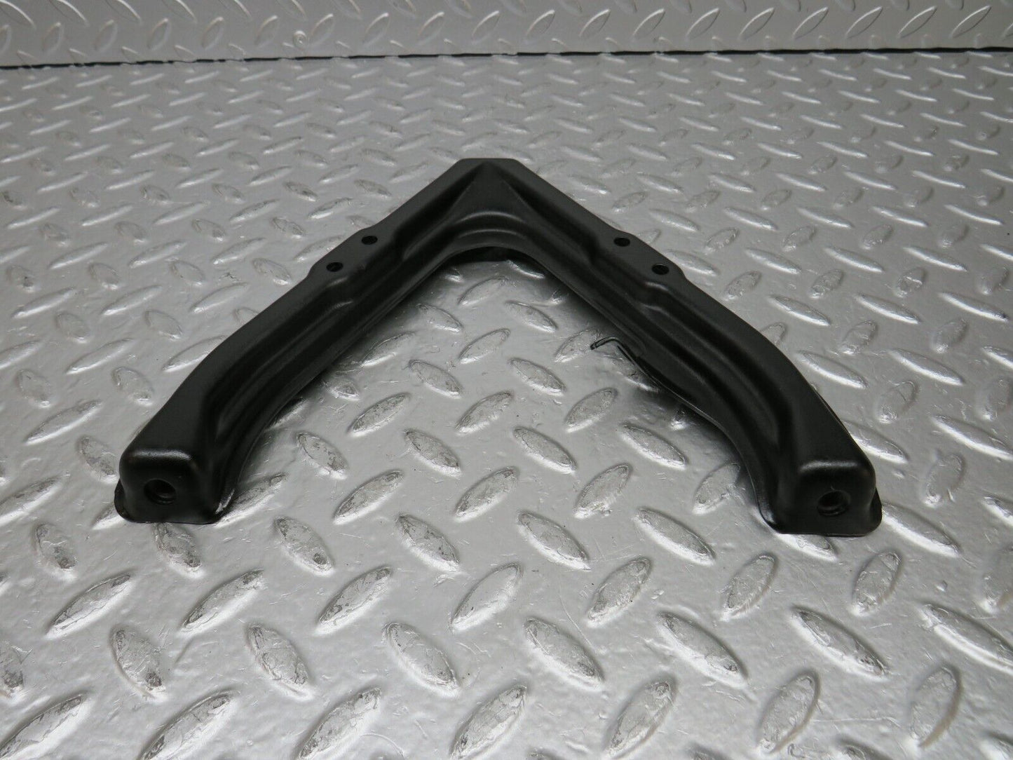 30543 Mercedes-Benz W124 230E Air Intake Manifold Bracket