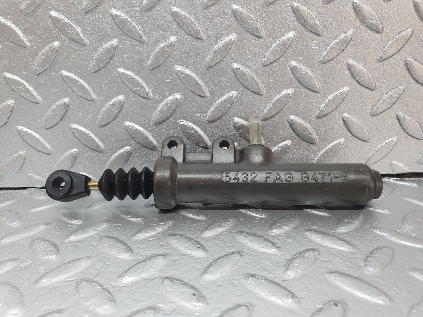 42832 Mercedes-Benz W201 190 Clutch Master Cylinder 5432 Fag G471 2022900112