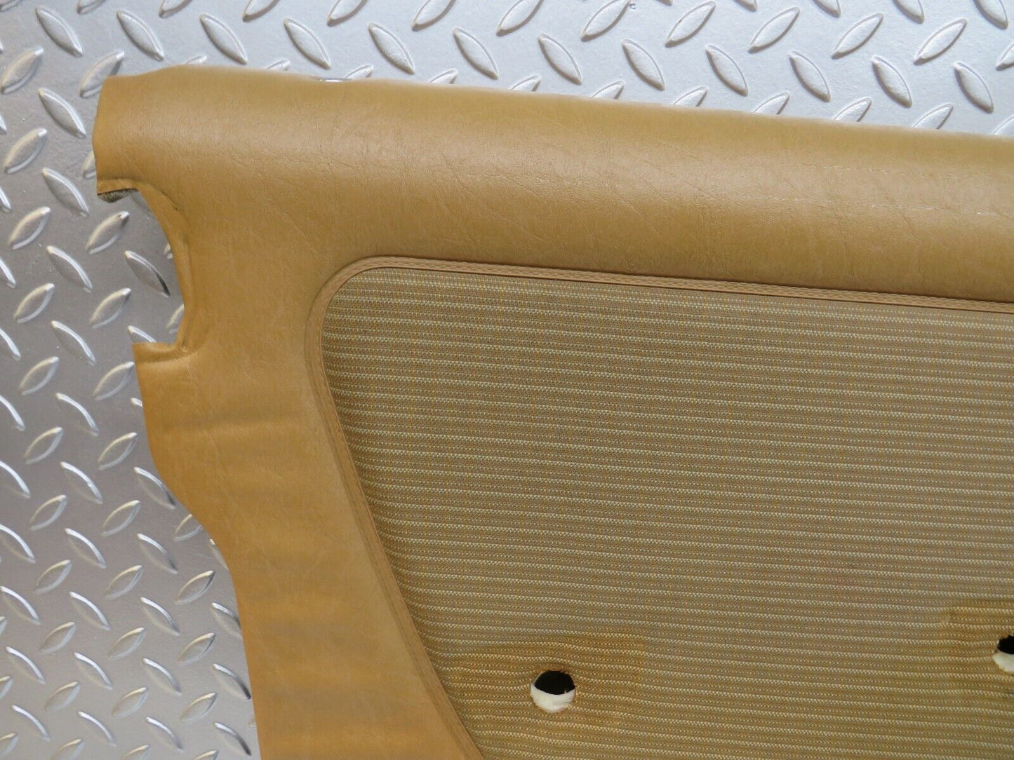 25466 Mercedes-Benz W123 200 Front Left Door Card Palomino