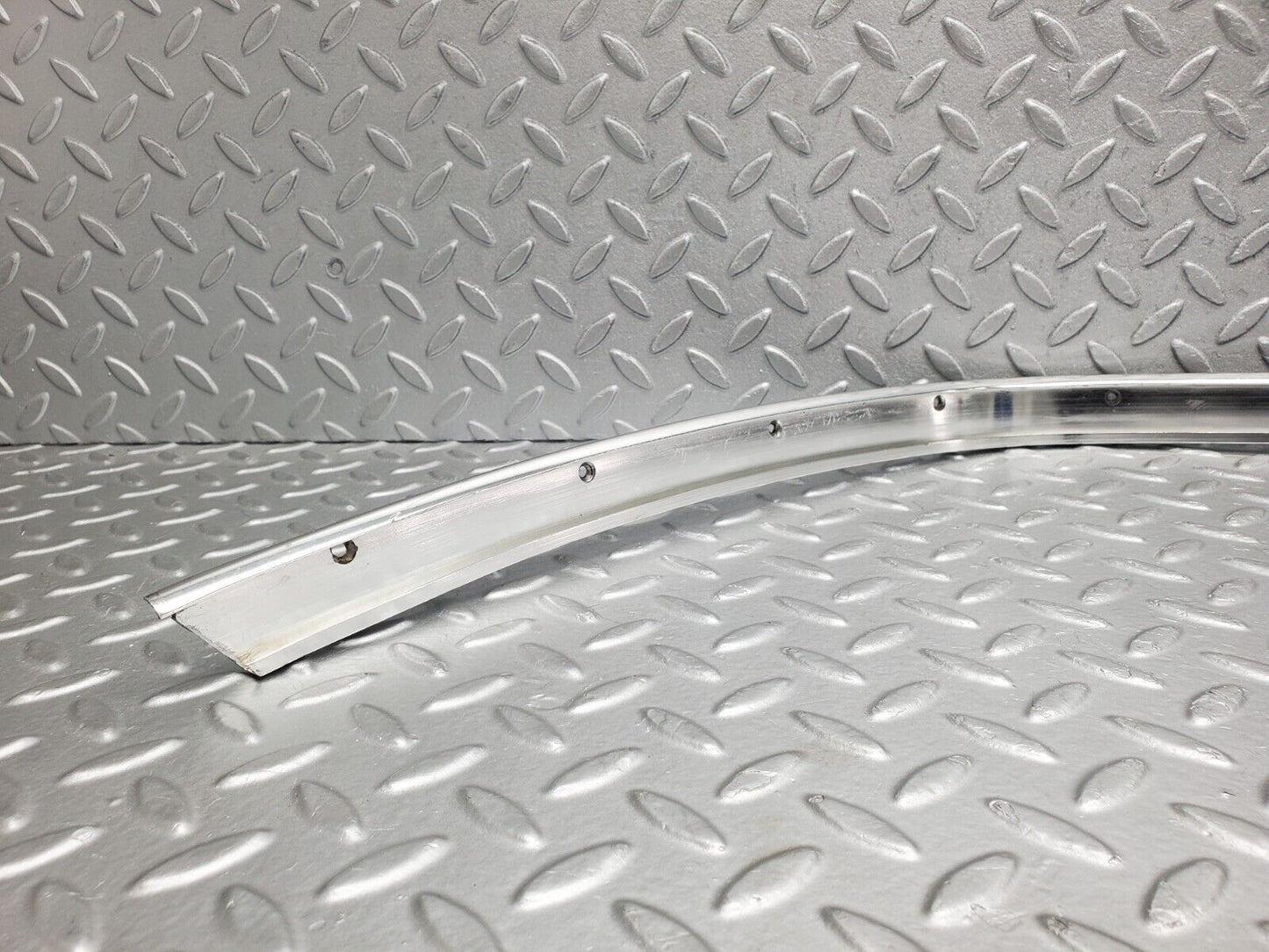 46503 Mercedes-Benz C123 280CE Coupe Chrome Roof Trim Cladding Right Side