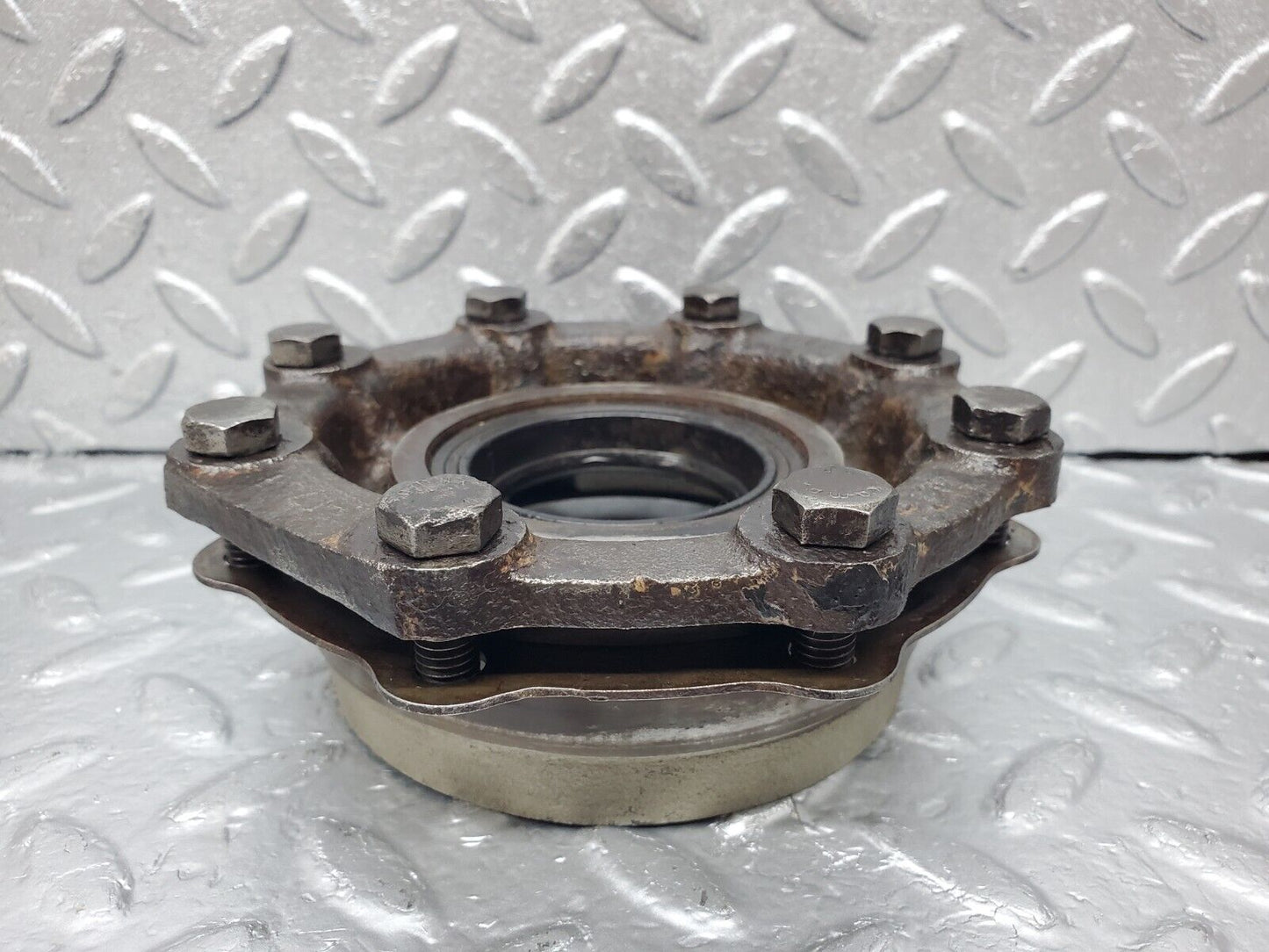45525 Mercedes-Benz C126 380SEC Coupe Rear Differential Axle Cover 1163530106