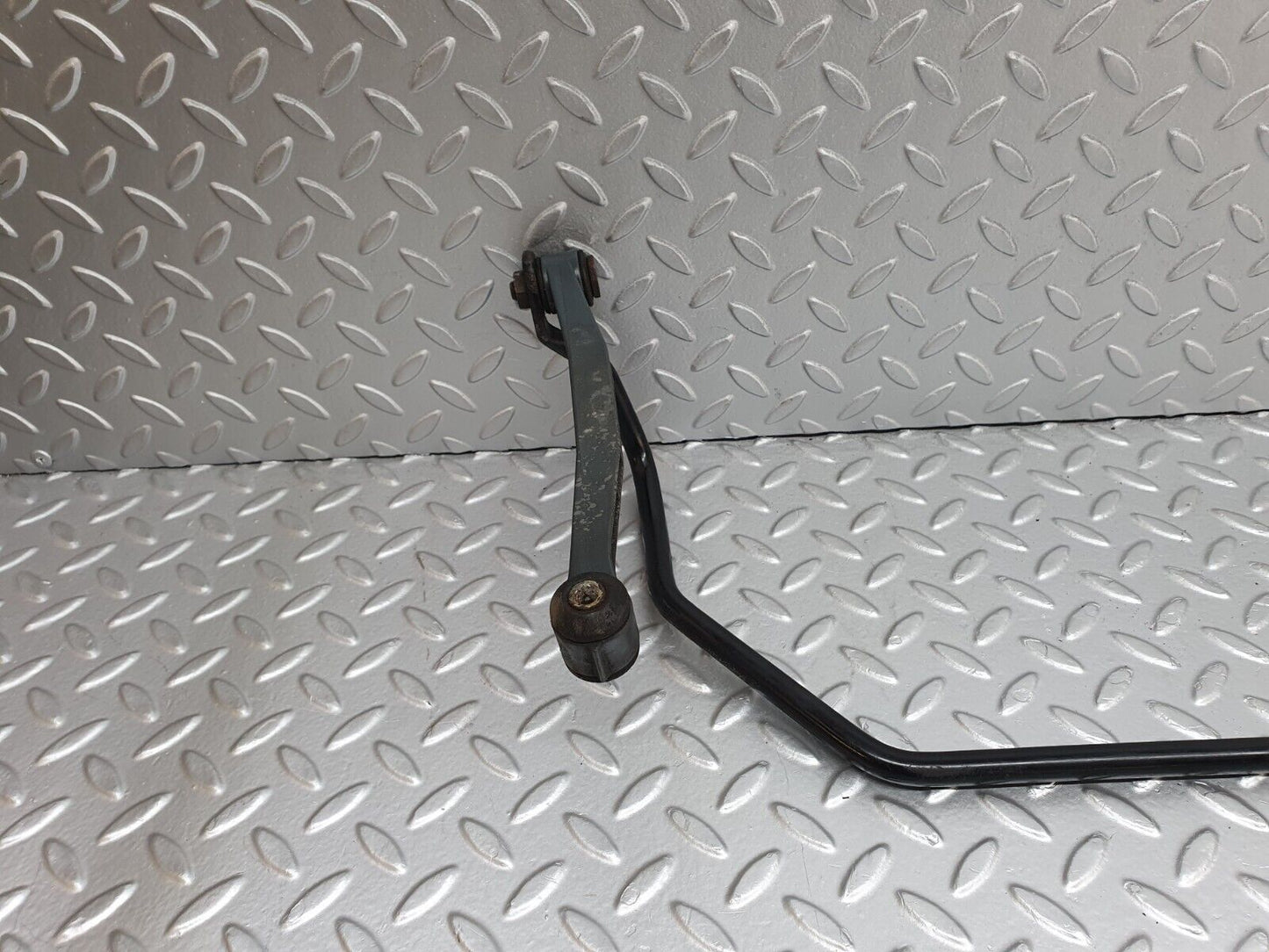 41569 Mercedes-Benz W124 200E Anti Roll Bar Rear Axle 1243261565 1243260116