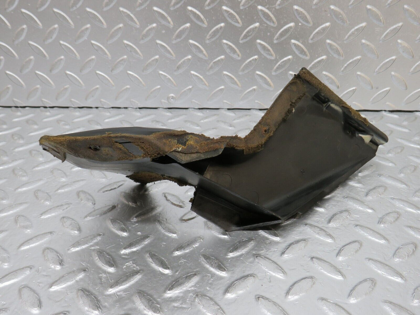0595 Mercedes-Benz W123 230E Water Drain Left Side  1238300328