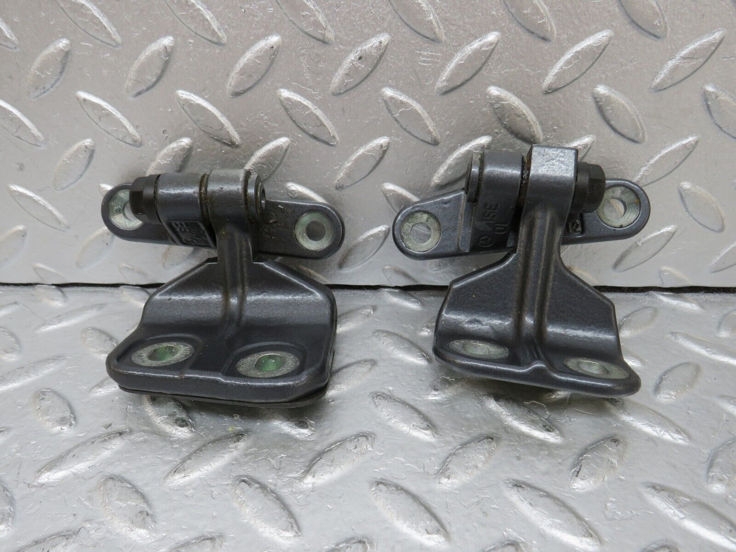 35268 Mercedes-Benz W221 Rear Right Door Hinge