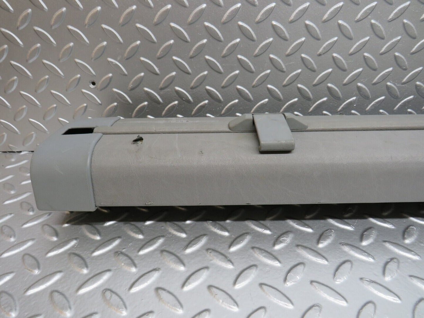 32581 Mercedes-Benz S124 300TE Wagon Trunk Roll Compartment Cover