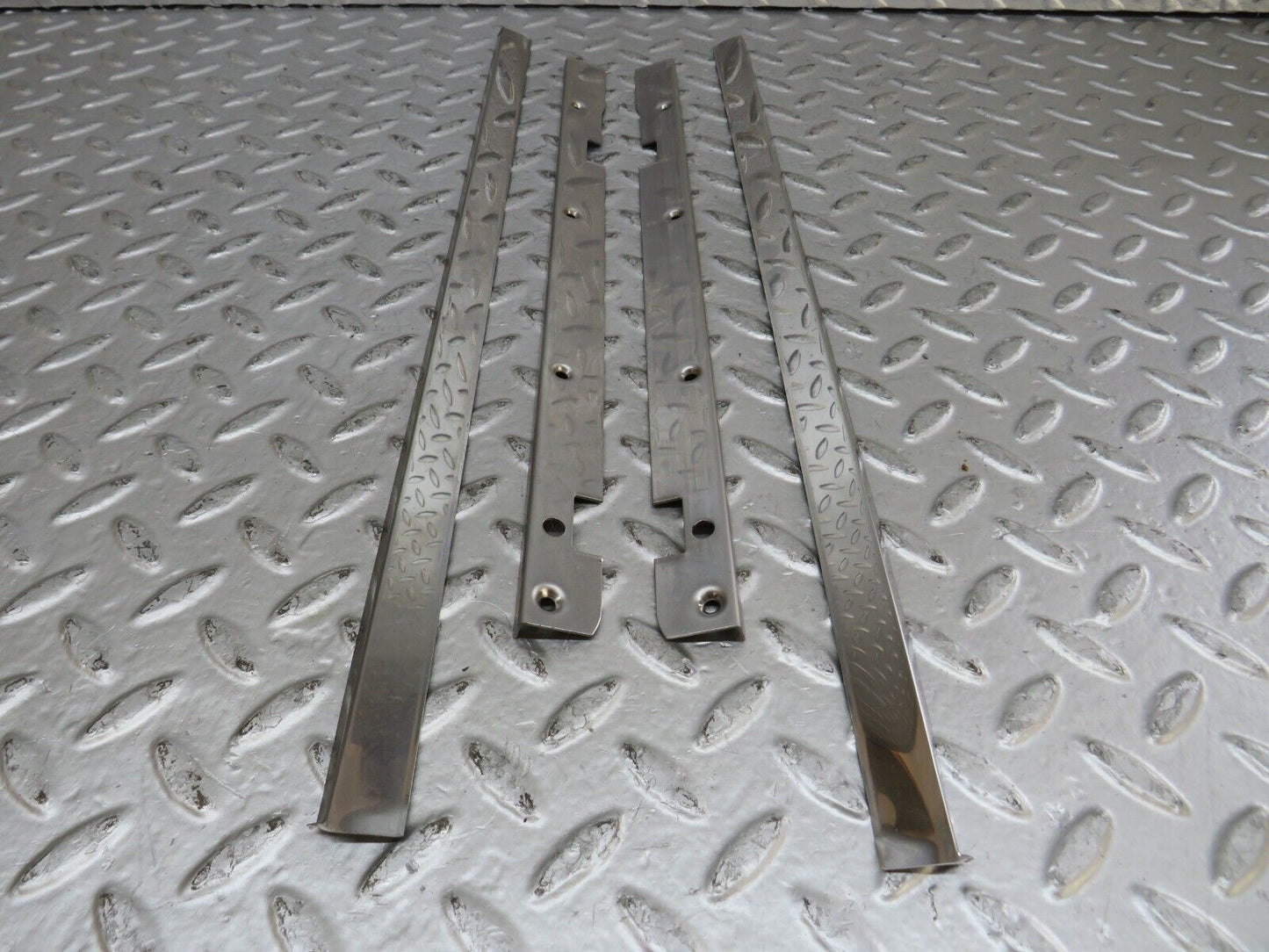 26638 Mercedes-Benz C124 220CE Coupe Sunroof Chrome Trim Set