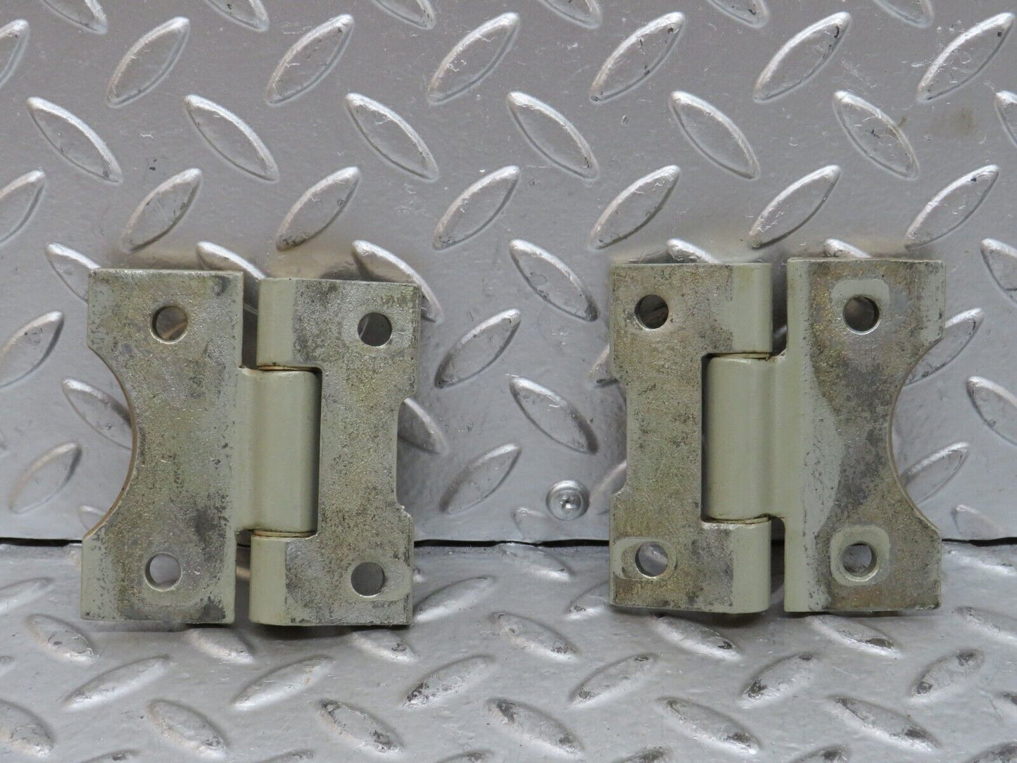 28361 Mercedes-Benz S123 240D Wagon Door Hinge Pair 1237200037