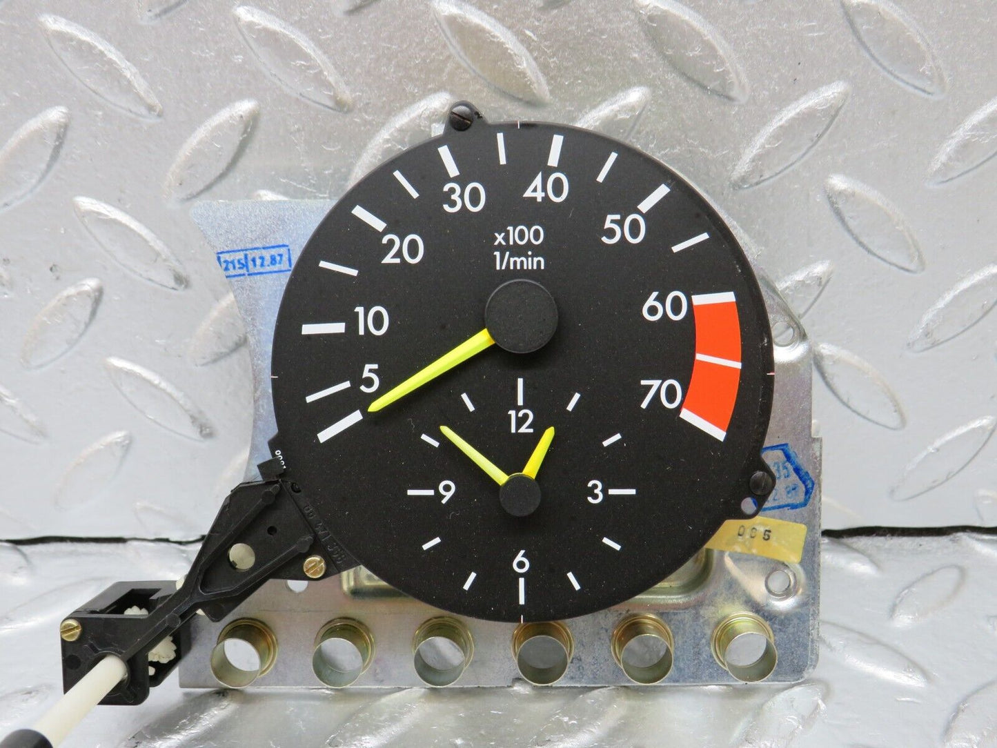 33737 Mercedes-Benz W201 190E Instrument Cluster Tachometer Gauge 2015421116