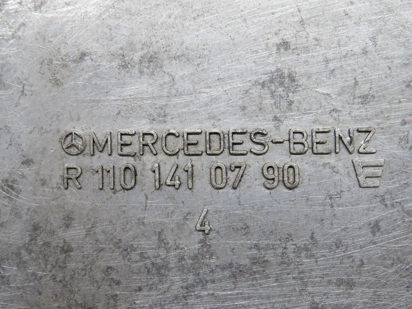 35507 Mercedes-Benz R107 280SL Air Flow Mass Meter Sensor Bosch 1101410790