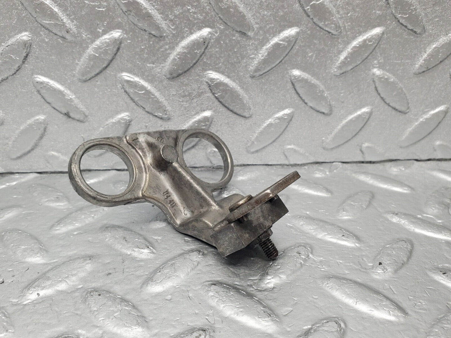 46600 Mercedes-Benz C123 280CE Coupe Crankshaft Sensor Holder Bracket 1101530440