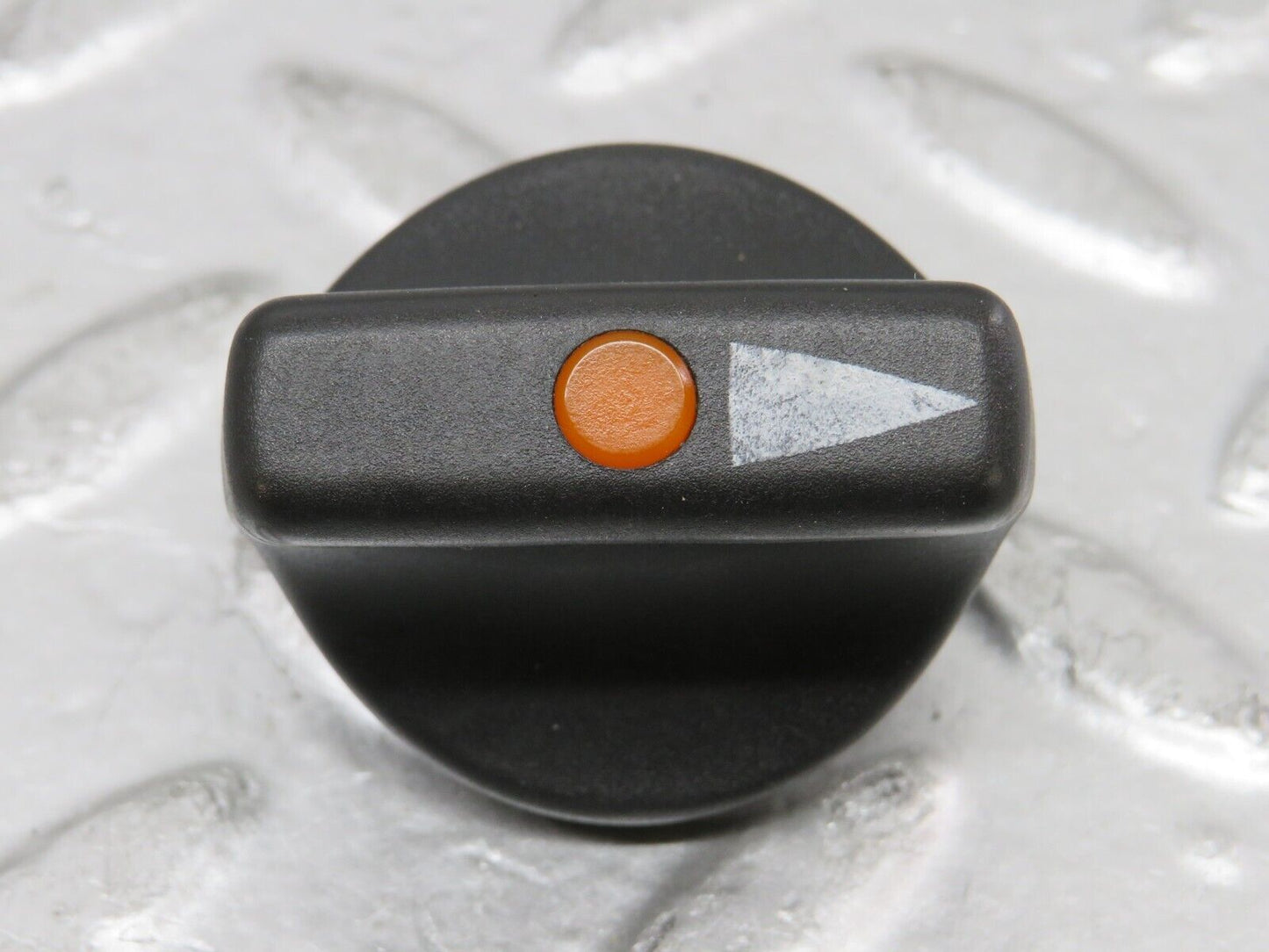 26926 Mercedes-Benz W123 240D Headlight Switch Knob
