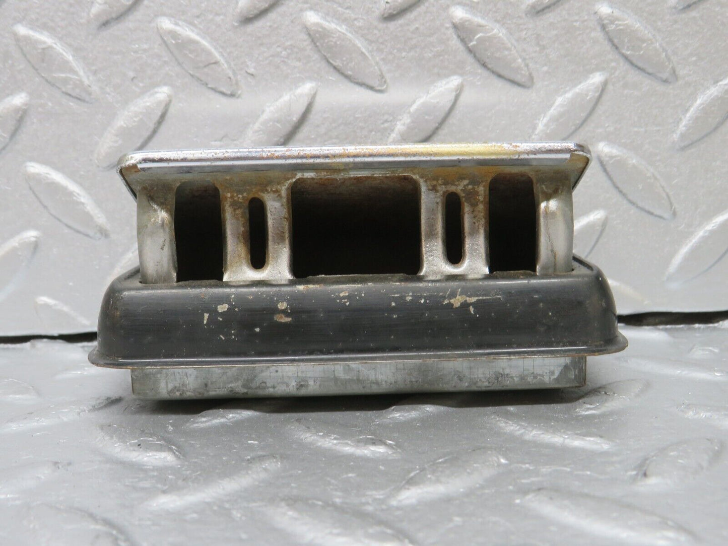 40302 Mercedes-Benz W110 230 Rear Door Ashtray