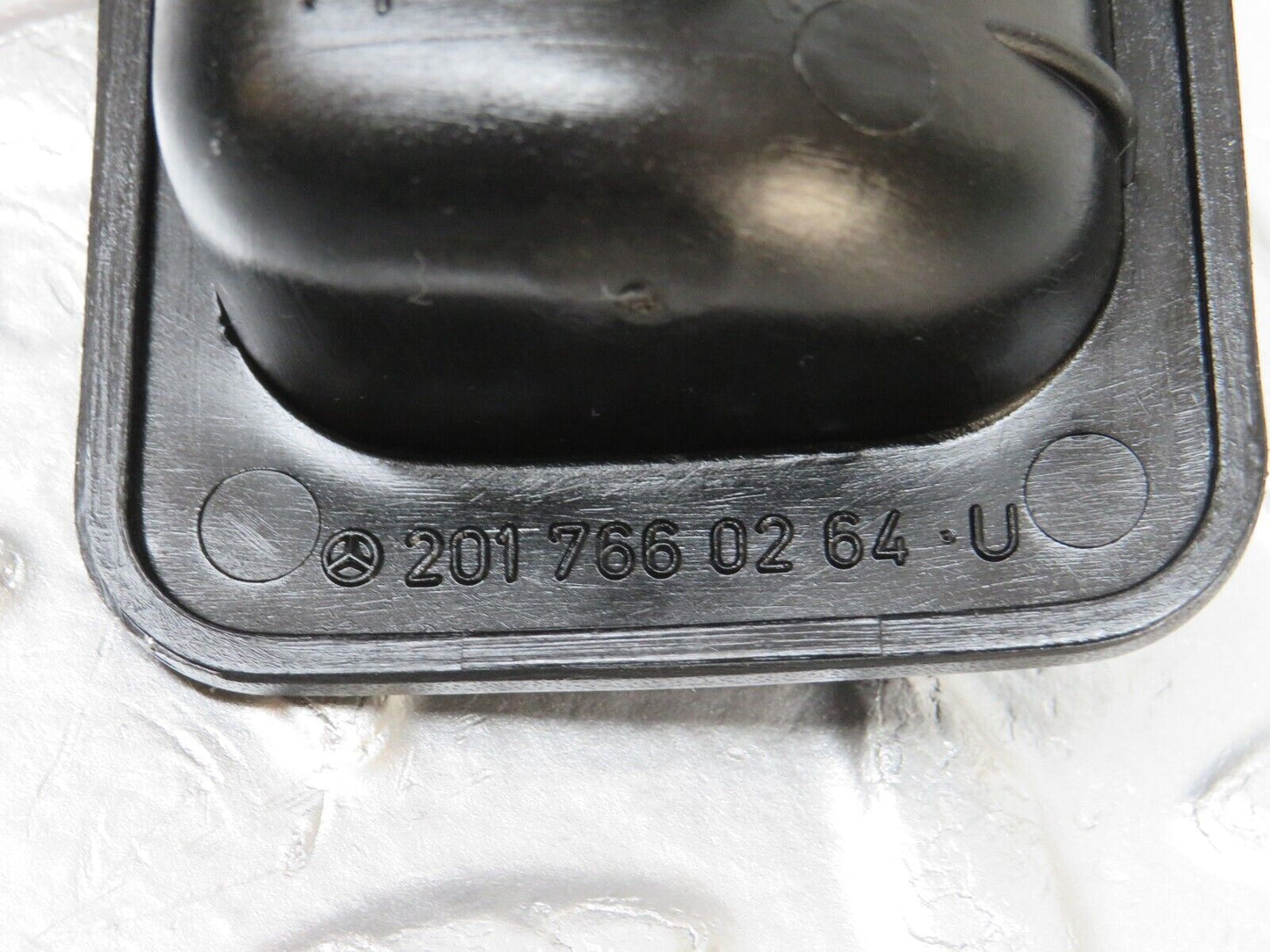 33642 Mercedes-Benz W201 190E 2.0L Right Interior Door Handle 2017660264