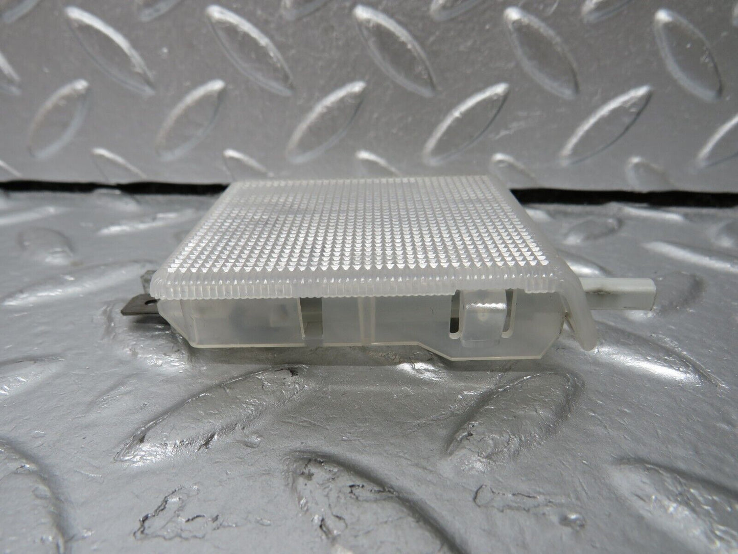34050 Mercedes-Benz W124 260E Glove Box Light 1248200001