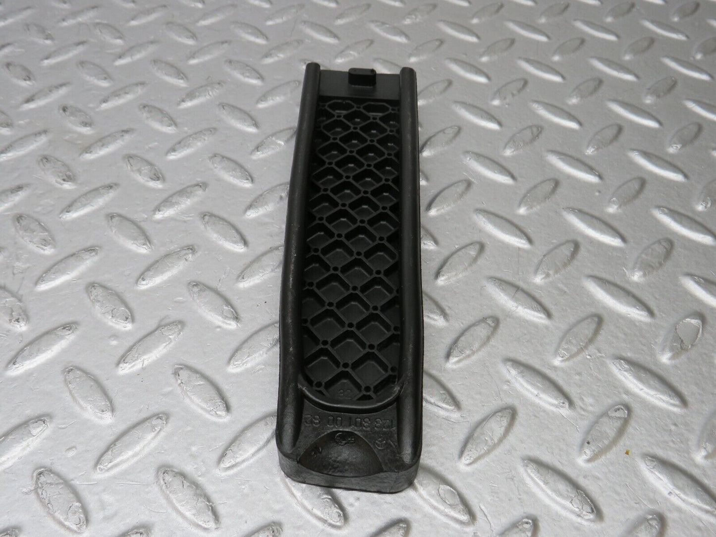 36884 Mercedes-Benz C126 420SEC Coupe Accelerator Pedal Rubber 1233010082