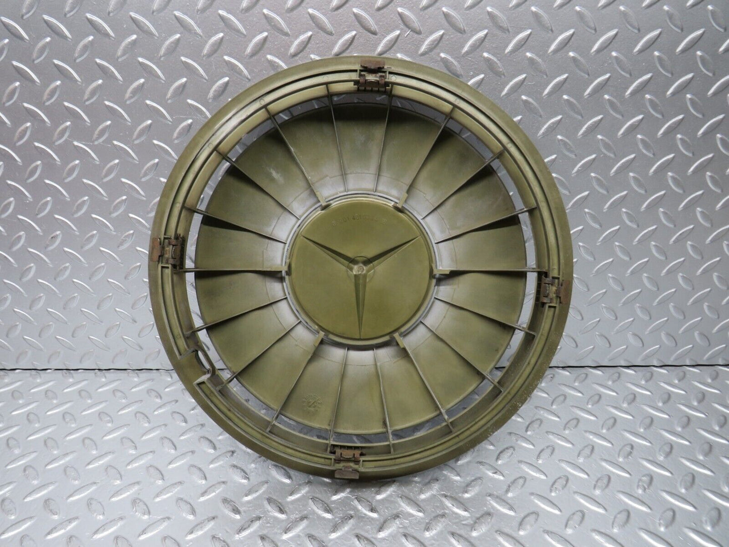 30846 Mercedes-Benz W201 190E Wheel Trim Hub Cap 14" 2014010224