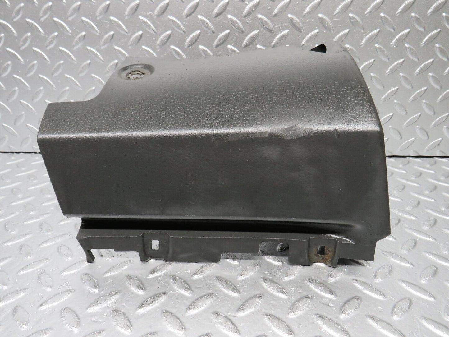 30760 Mercedes-Benz W201 190E 2.0L Front Left Sill Cover 2018840331