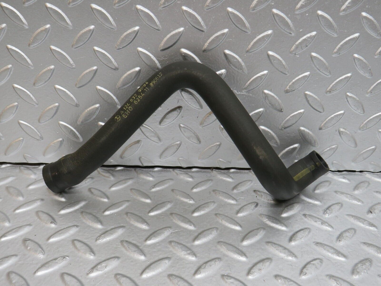 29563 Mercedes-Benz W124 230E Water Hose Pipe 1248329094