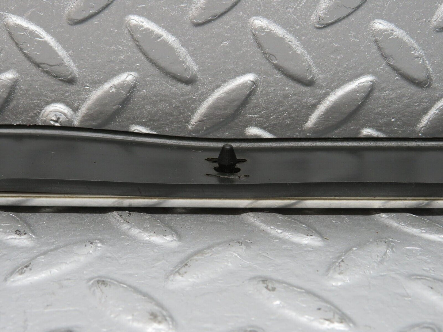 40198 Mercedes-Benz R107 Left Skirt Chrome Trim Strip