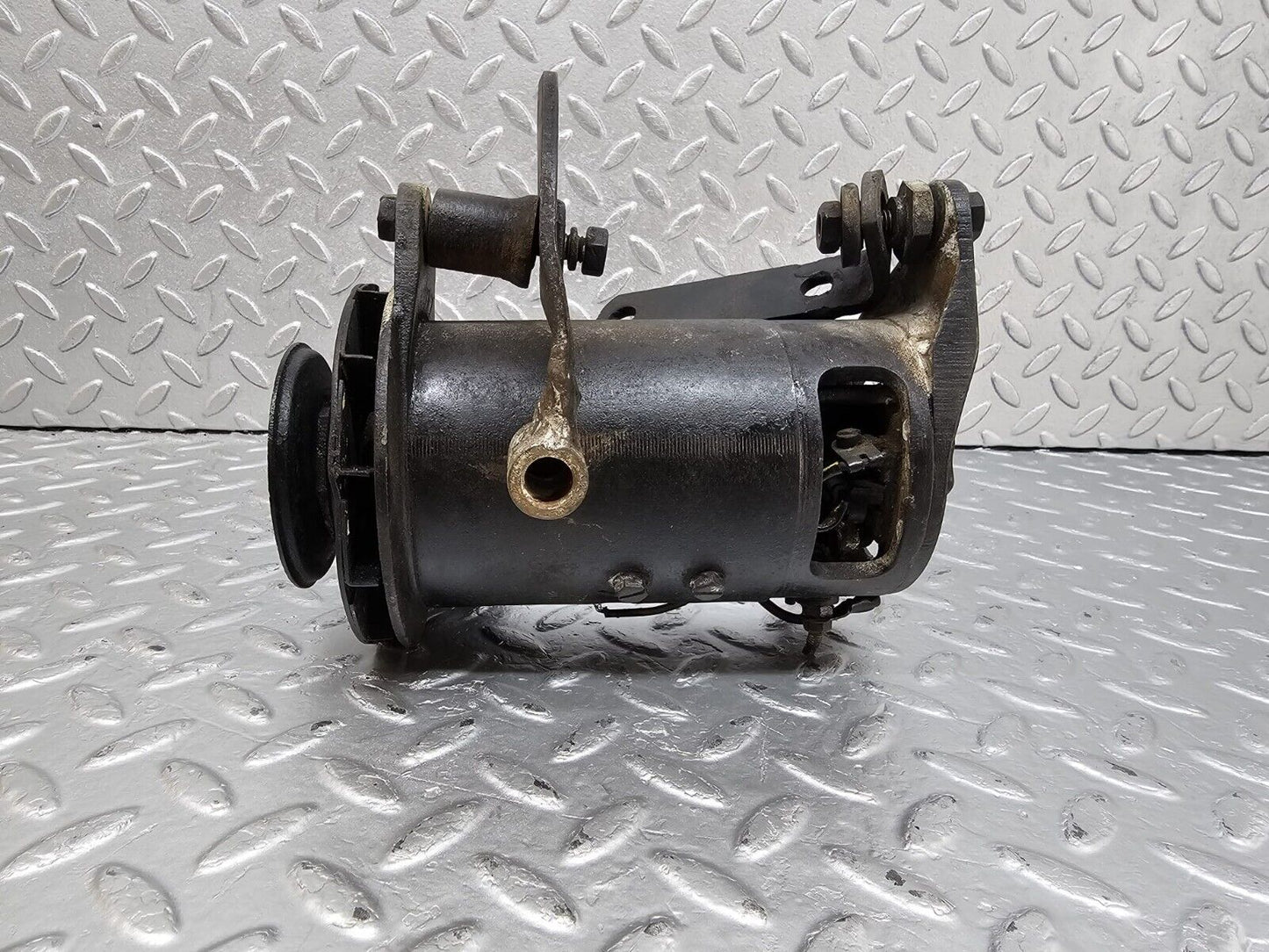 1479 Mercedes-Benz W120 Ponton DC Dynamo Bosch LJ/GEG 160/12/2500