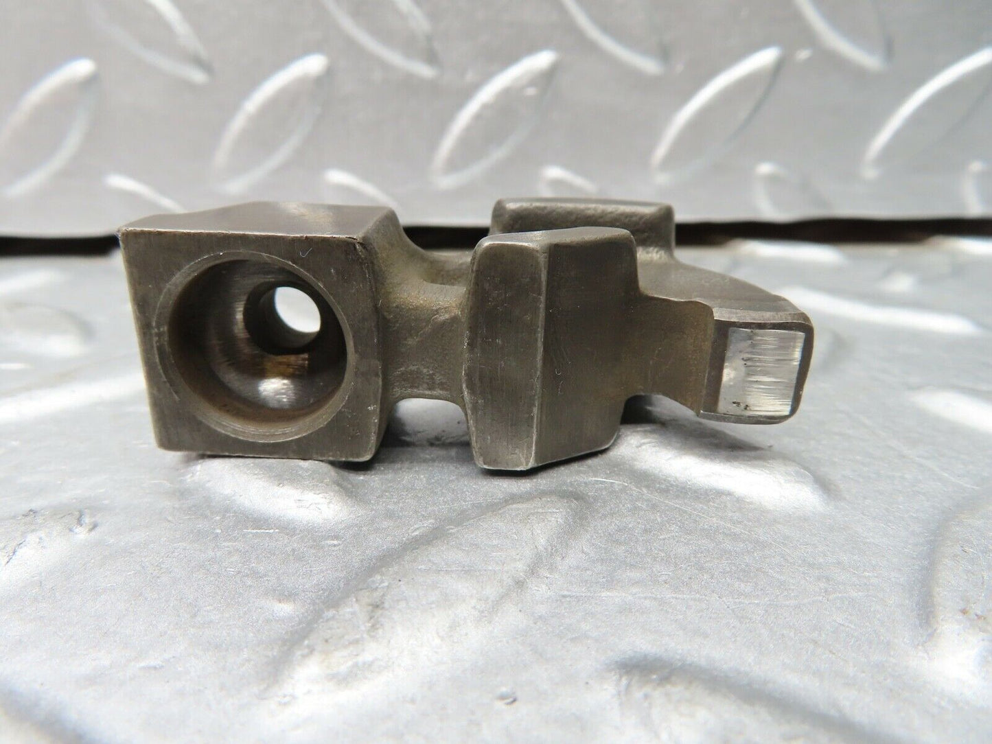 20713 Mercedes-Benz R107 450SL Valve Rocker Arm With Retaining Spring